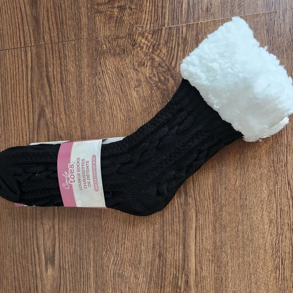 Comfy Toes Slipper Socks Women's Size 4-10 NWT